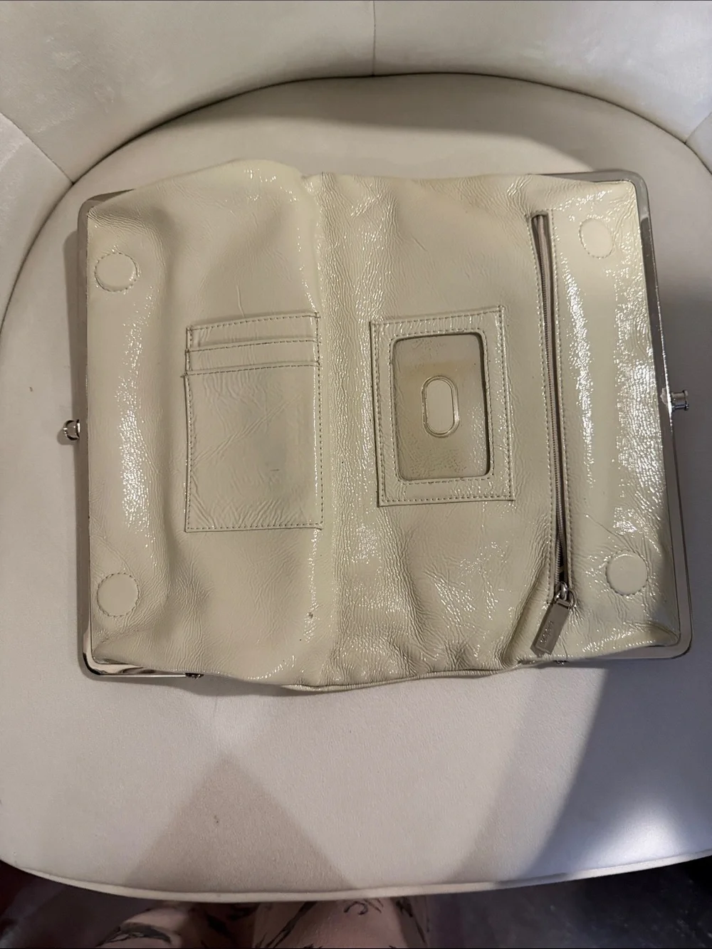 Elegant HONO Cream Patent Frame Clutch